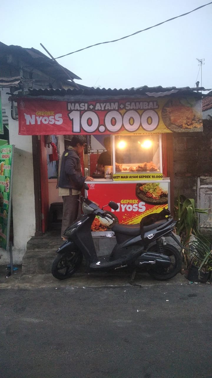 Kemitraan GMP, Ayam Geprek Nyoss